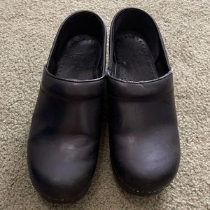Dansko Clogs size 38 (US 7.5)